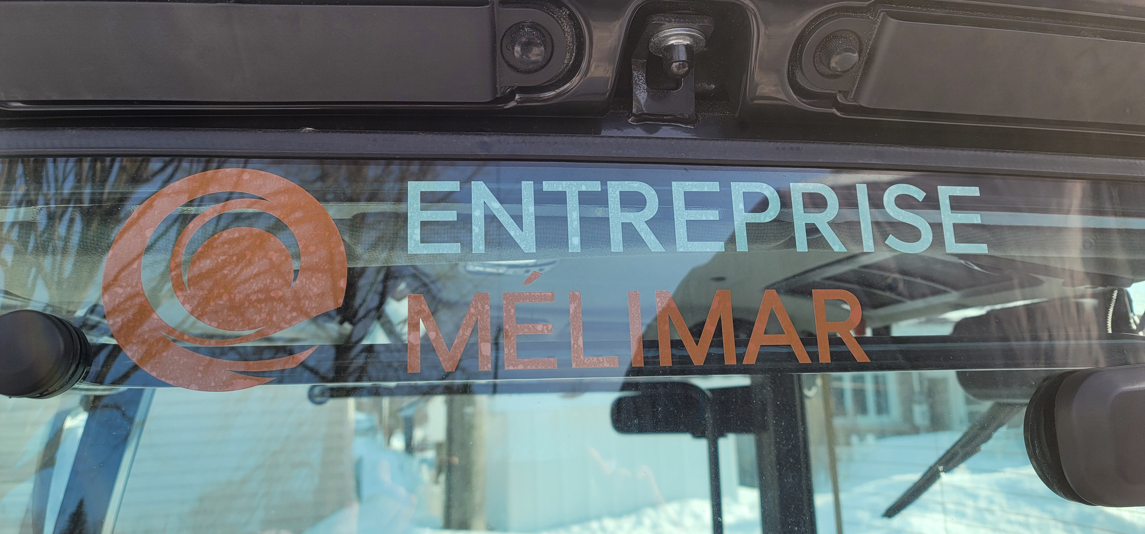 { { product.metaDescription|striptags }}