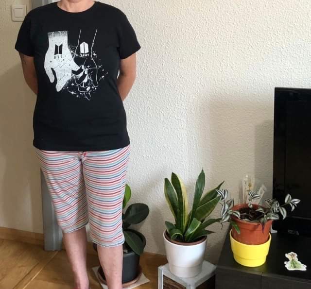 { { product.metaDescription|striptags }}