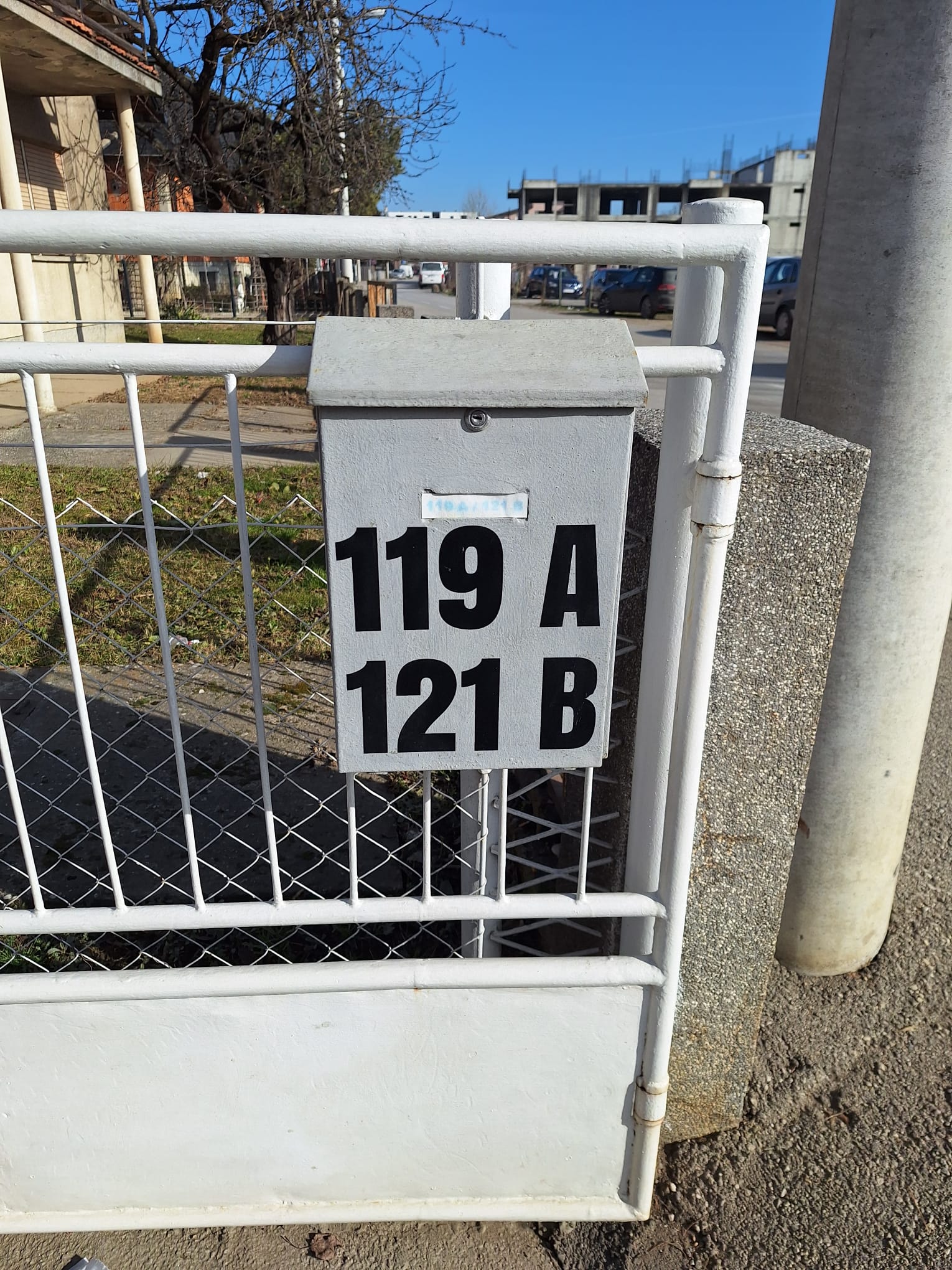 { { product.metaDescription|striptags }}