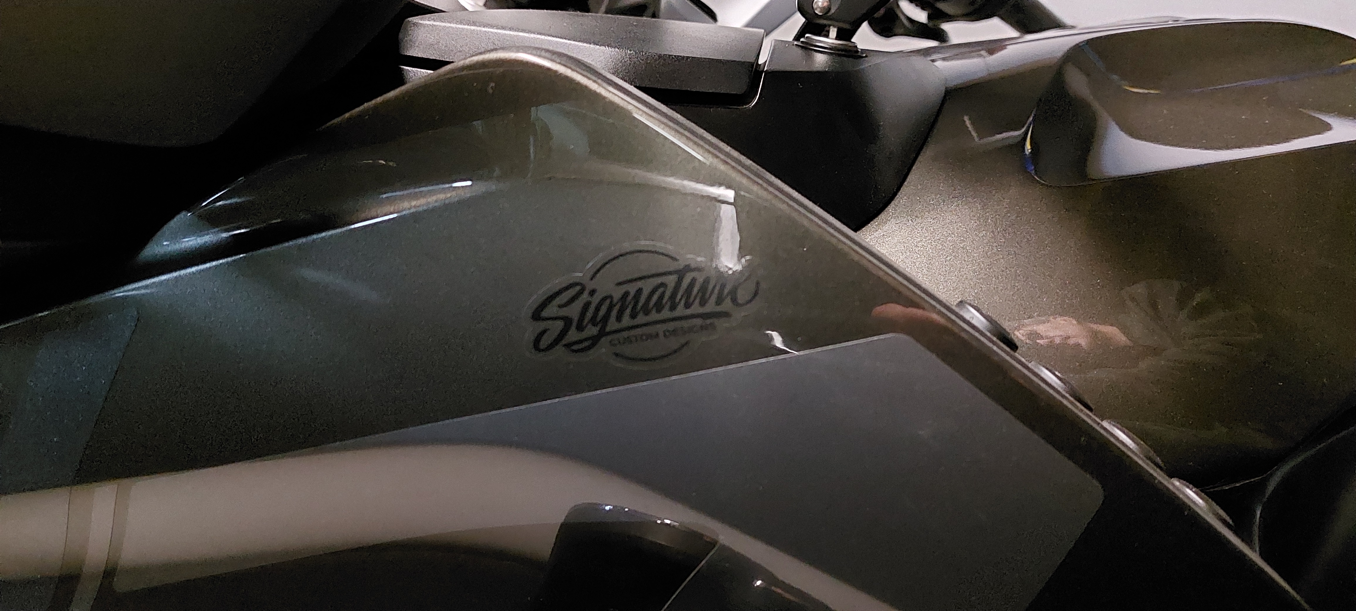 { { product.metaDescription|striptags }}