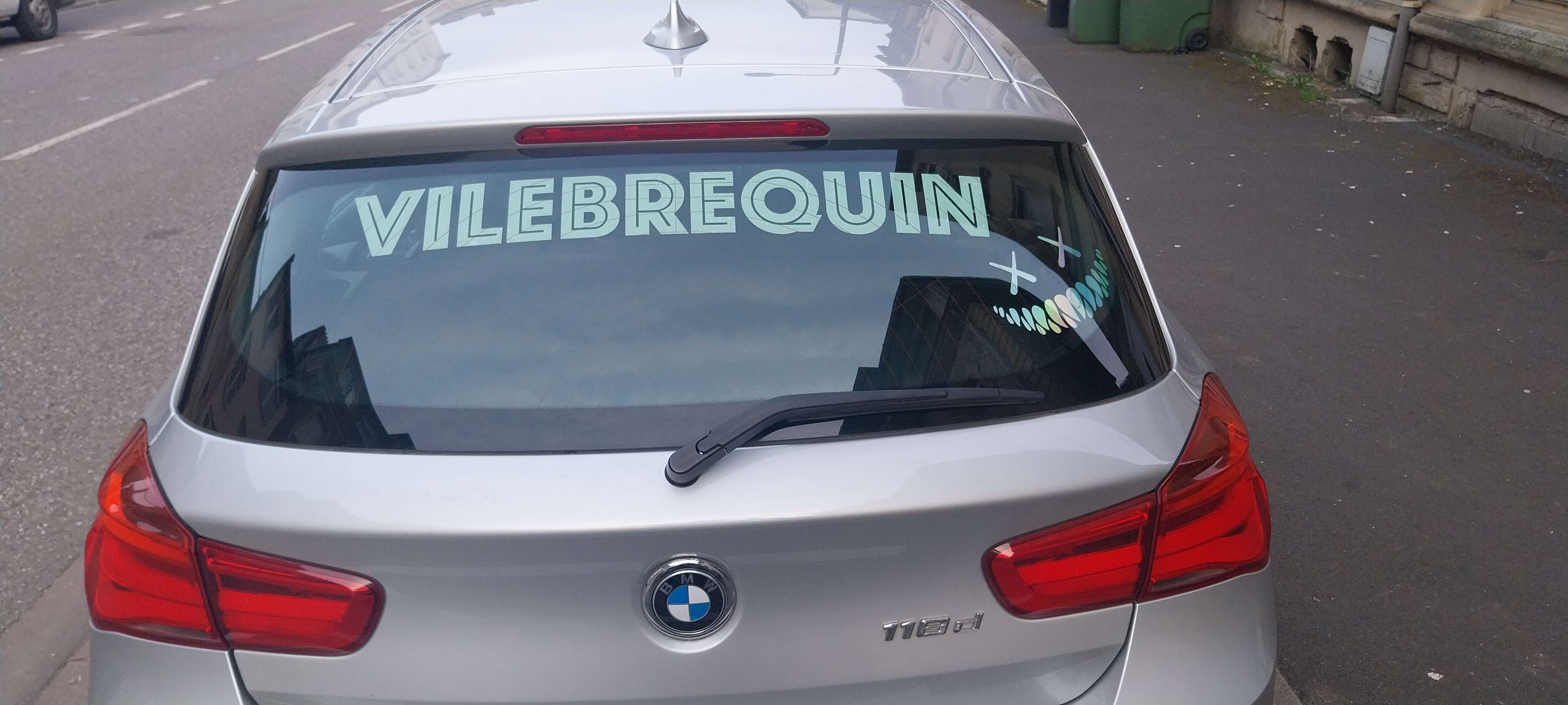 { { product.metaDescription|striptags }}