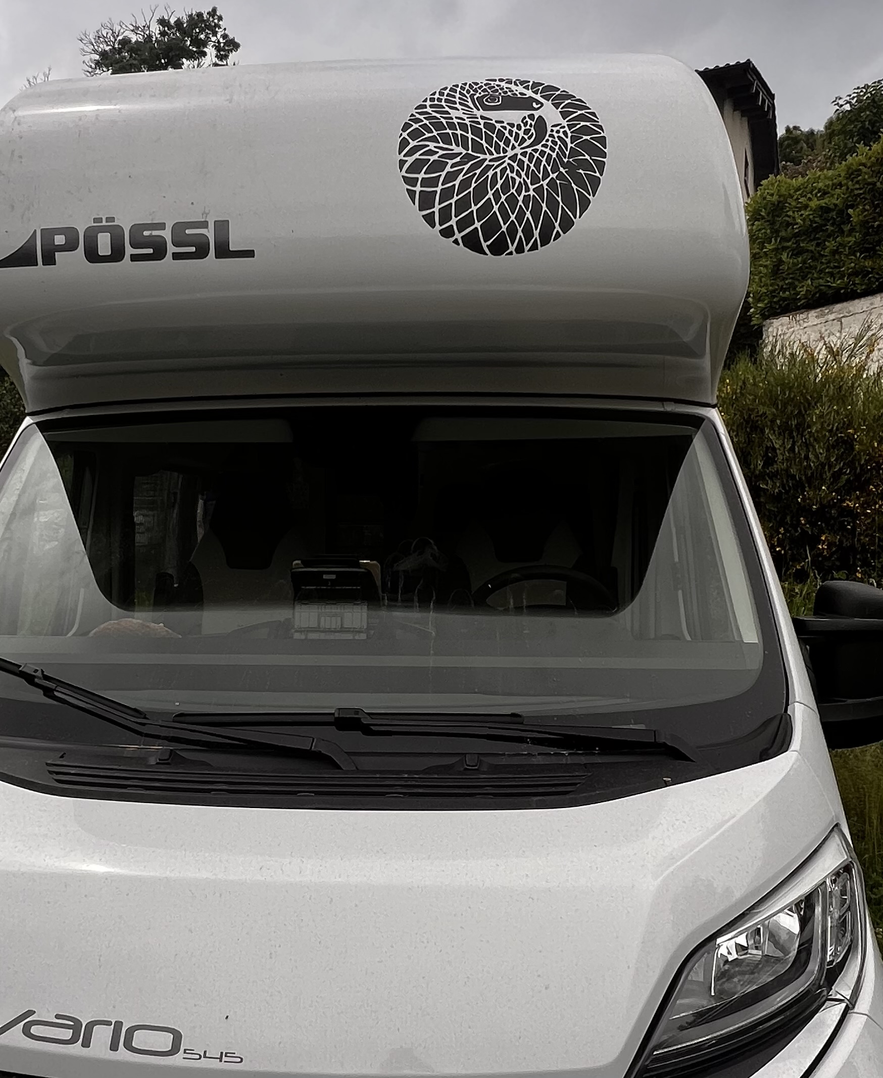 { { product.metaDescription|striptags }}