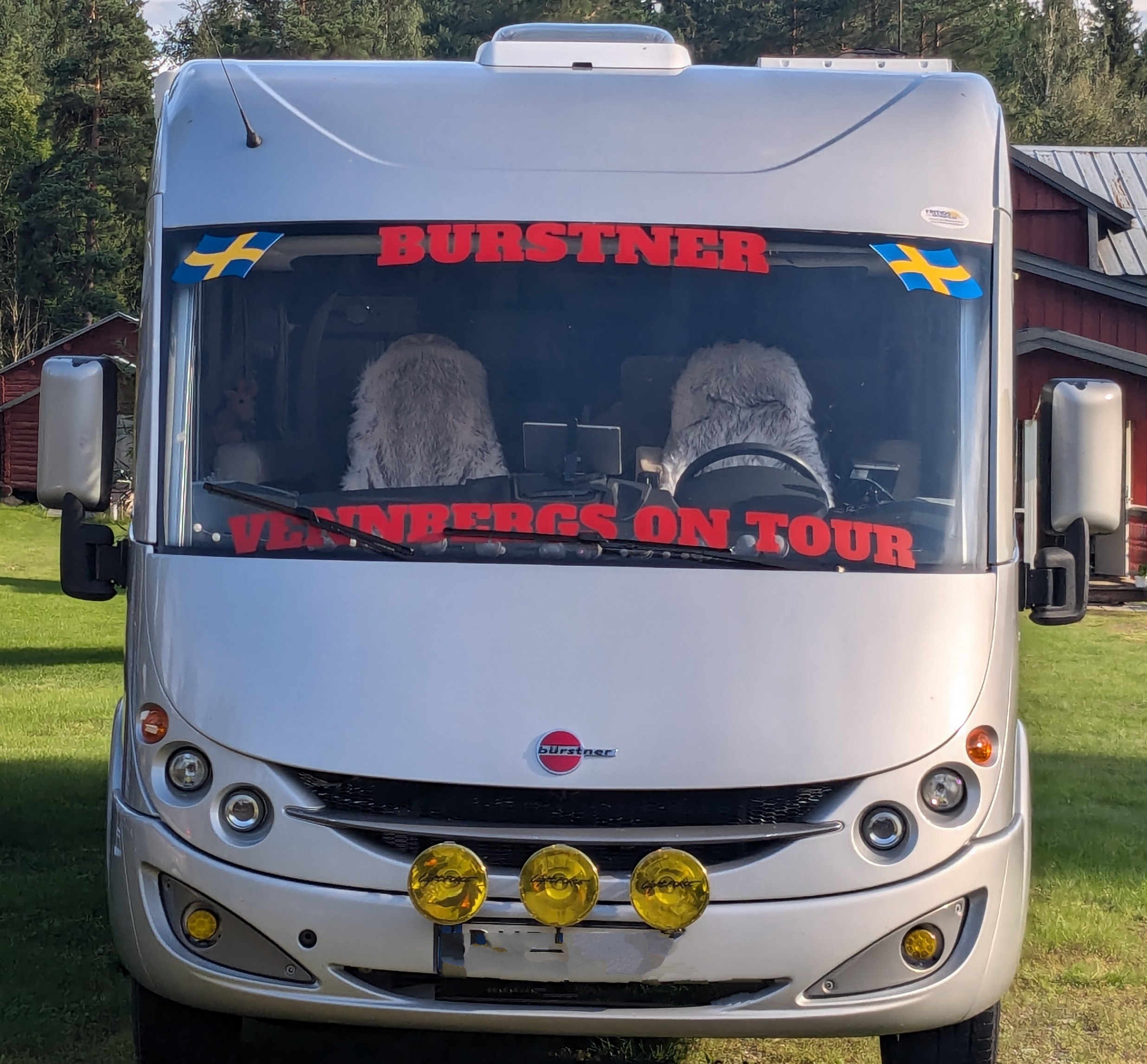 { { product.metaDescription|striptags }}