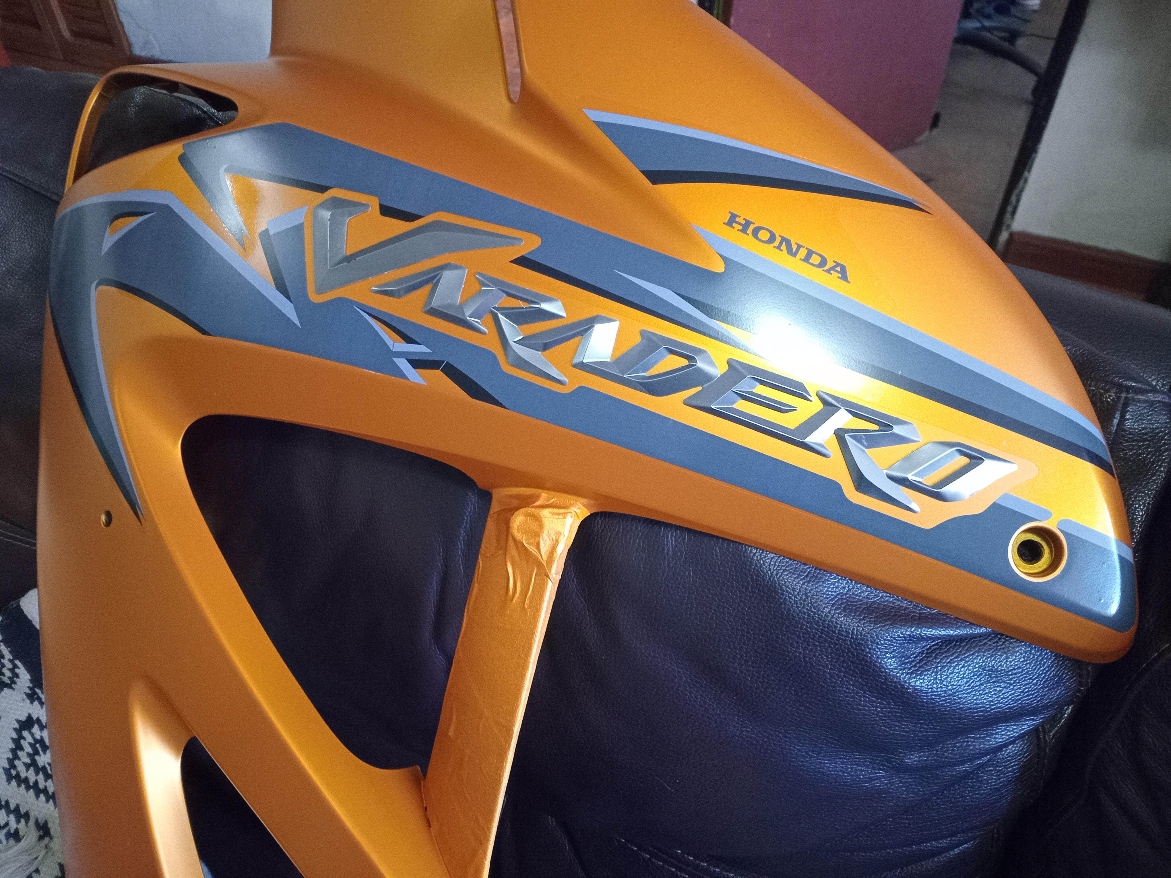 { { product.metaDescription|striptags }}