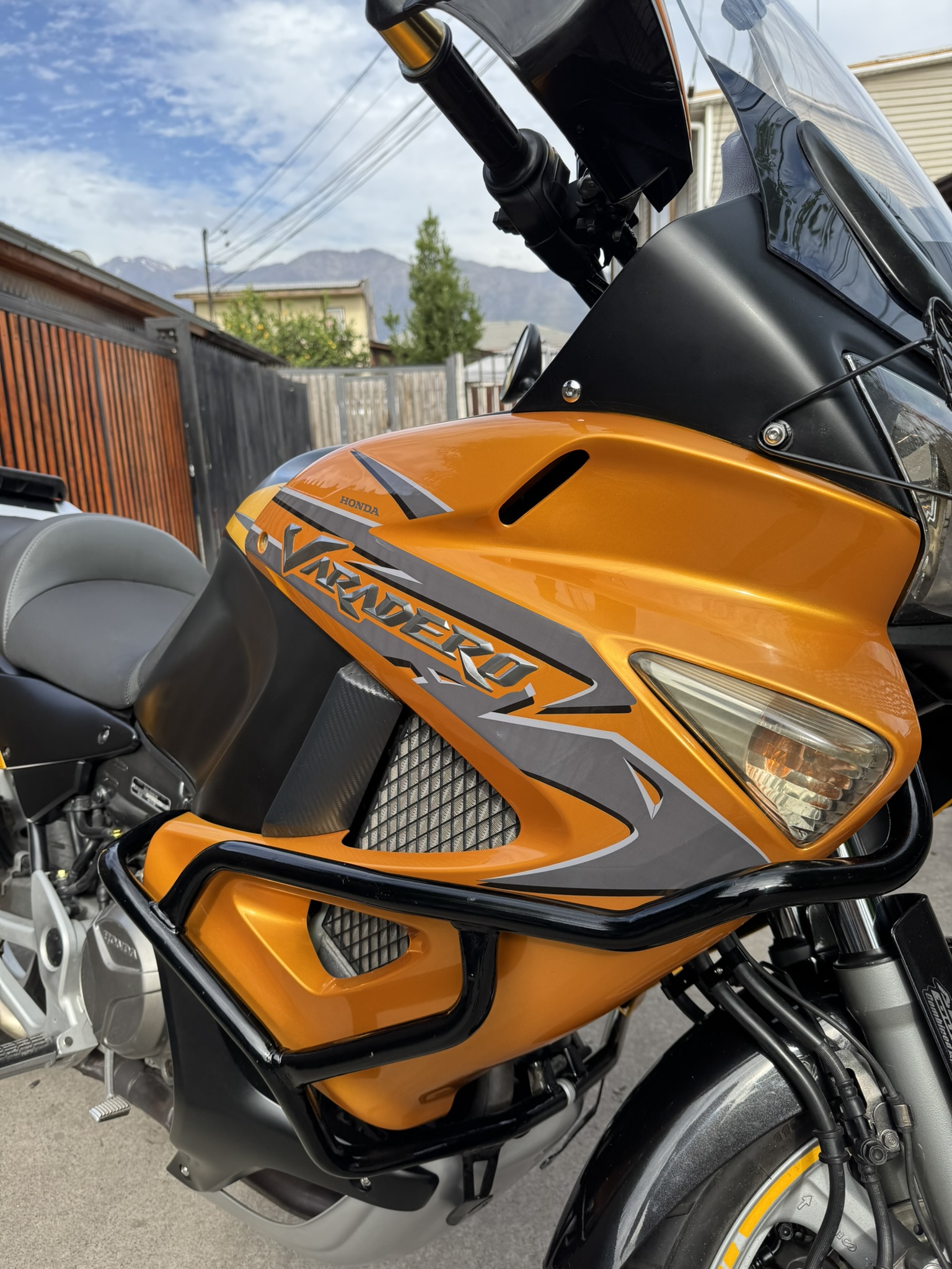 { { product.metaDescription|striptags }}