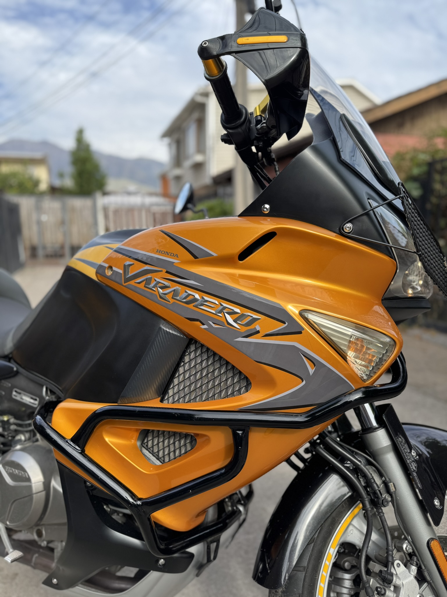 { { product.metaDescription|striptags }}