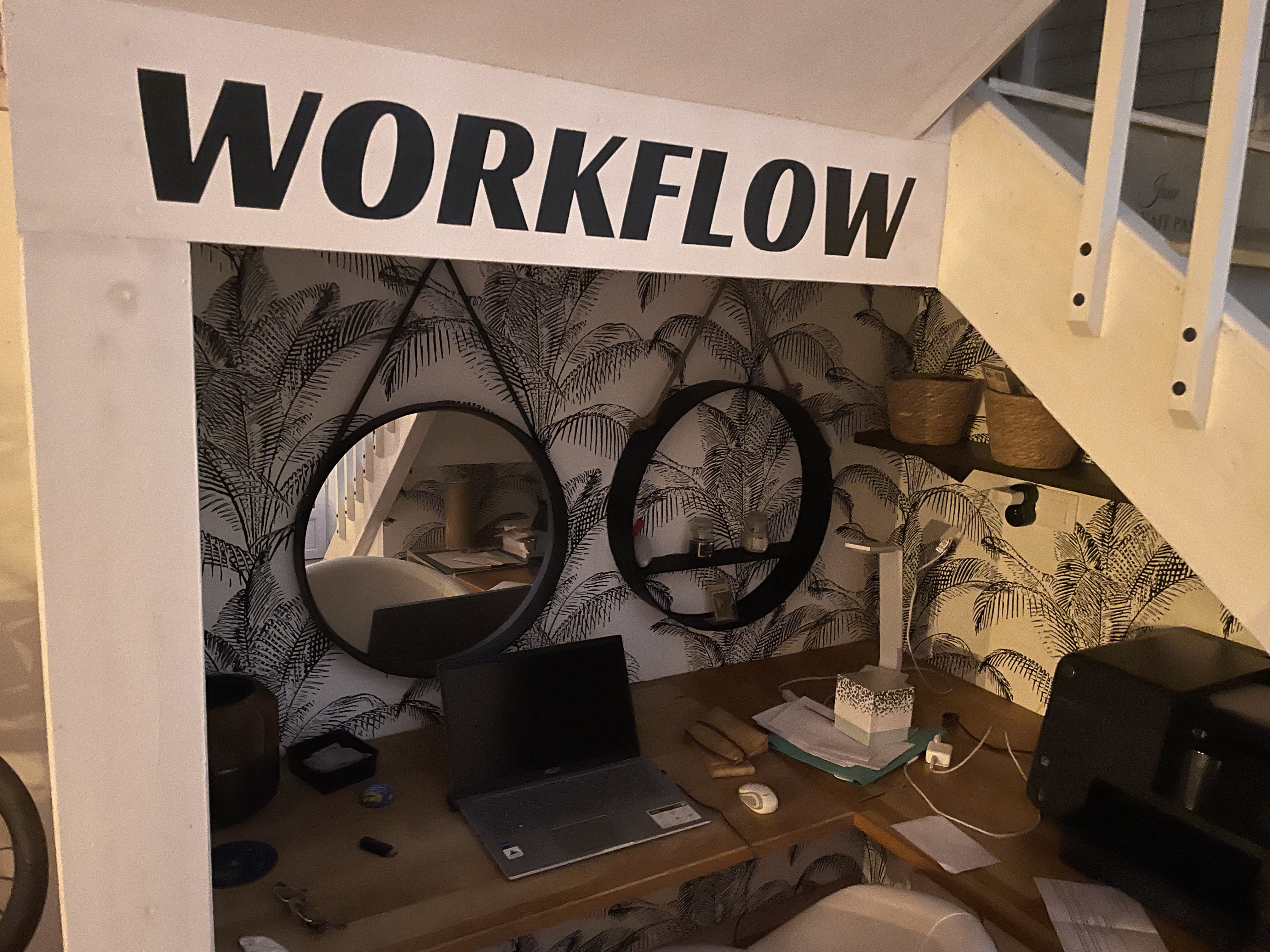 { { product.metaDescription|striptags }}