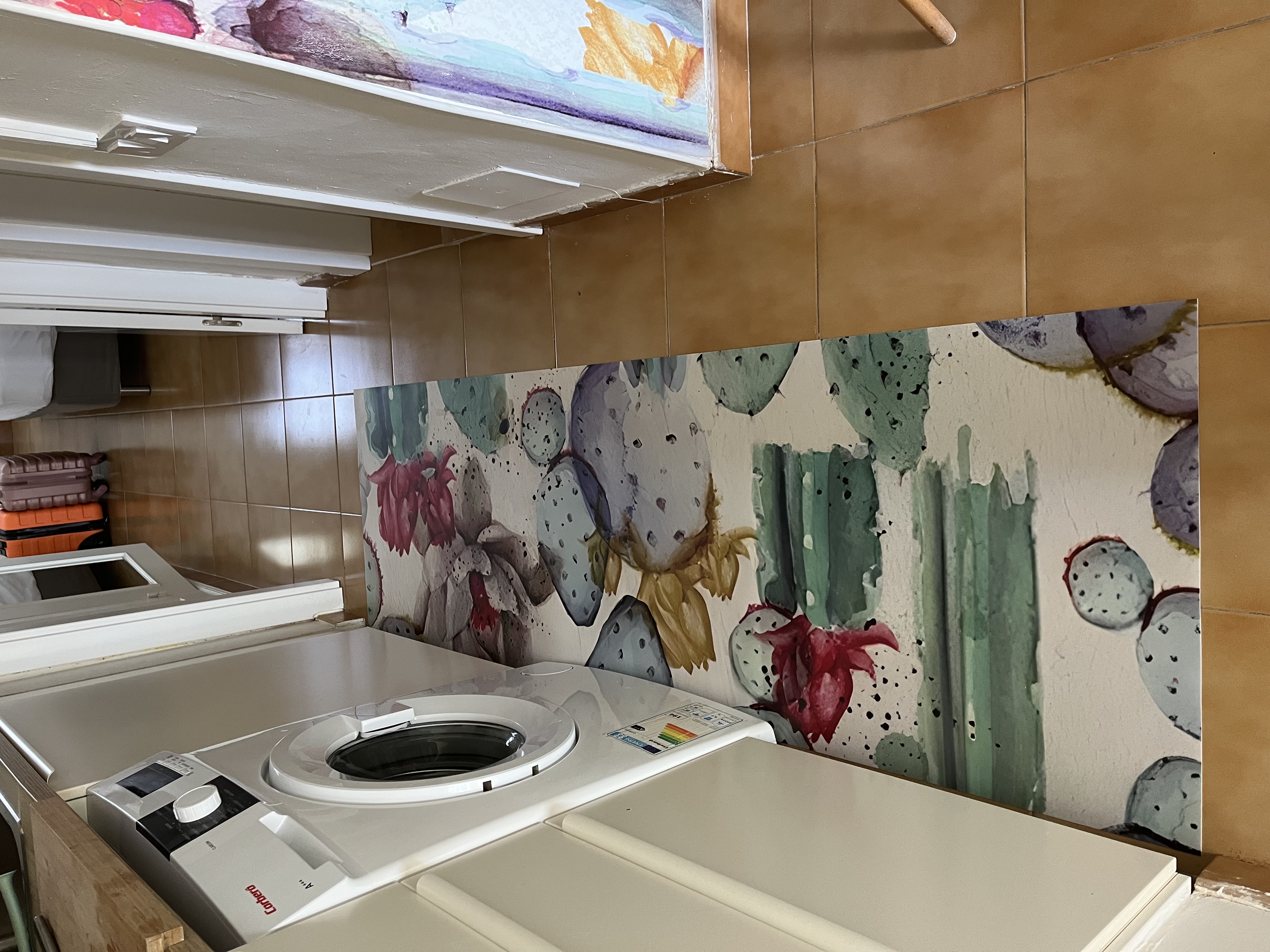 { { product.metaDescription|striptags }}