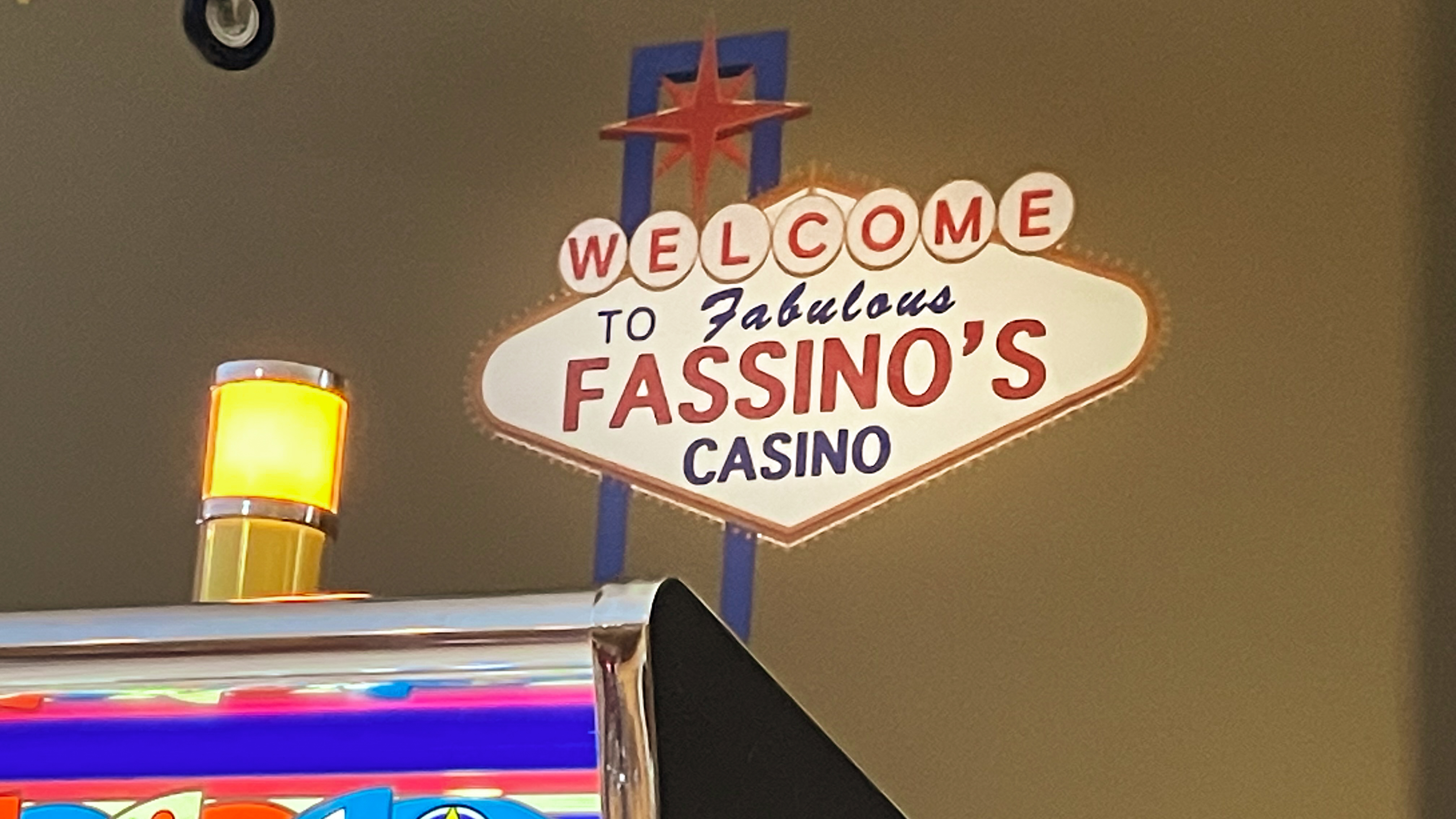 { { product.metaDescription|striptags }}