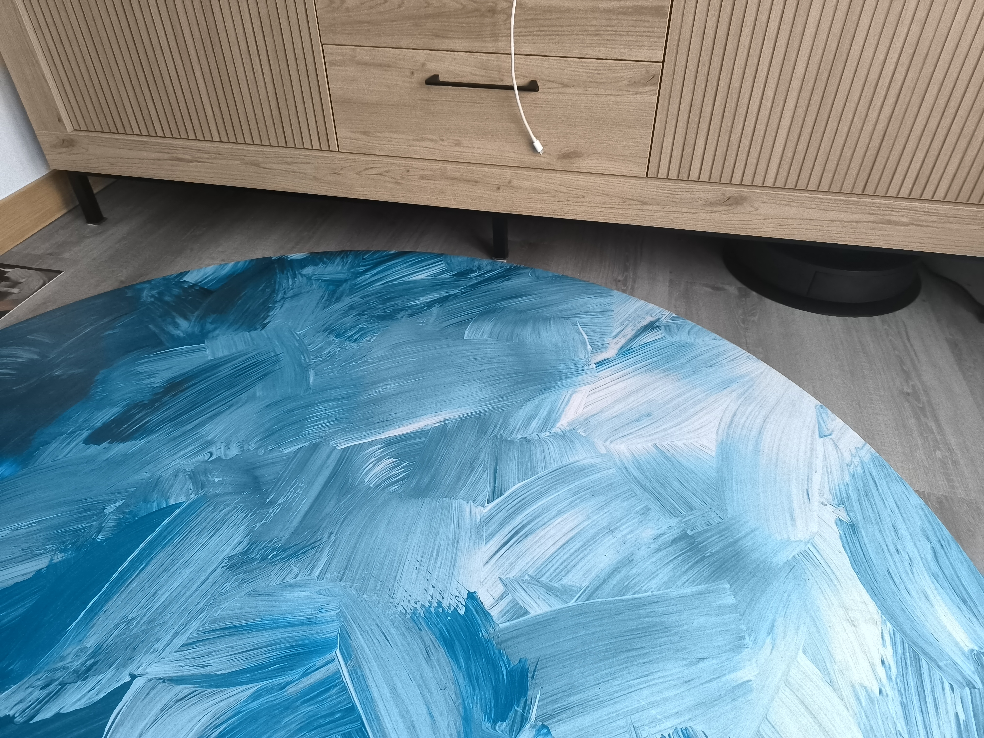 { { product.metaDescription|striptags }}