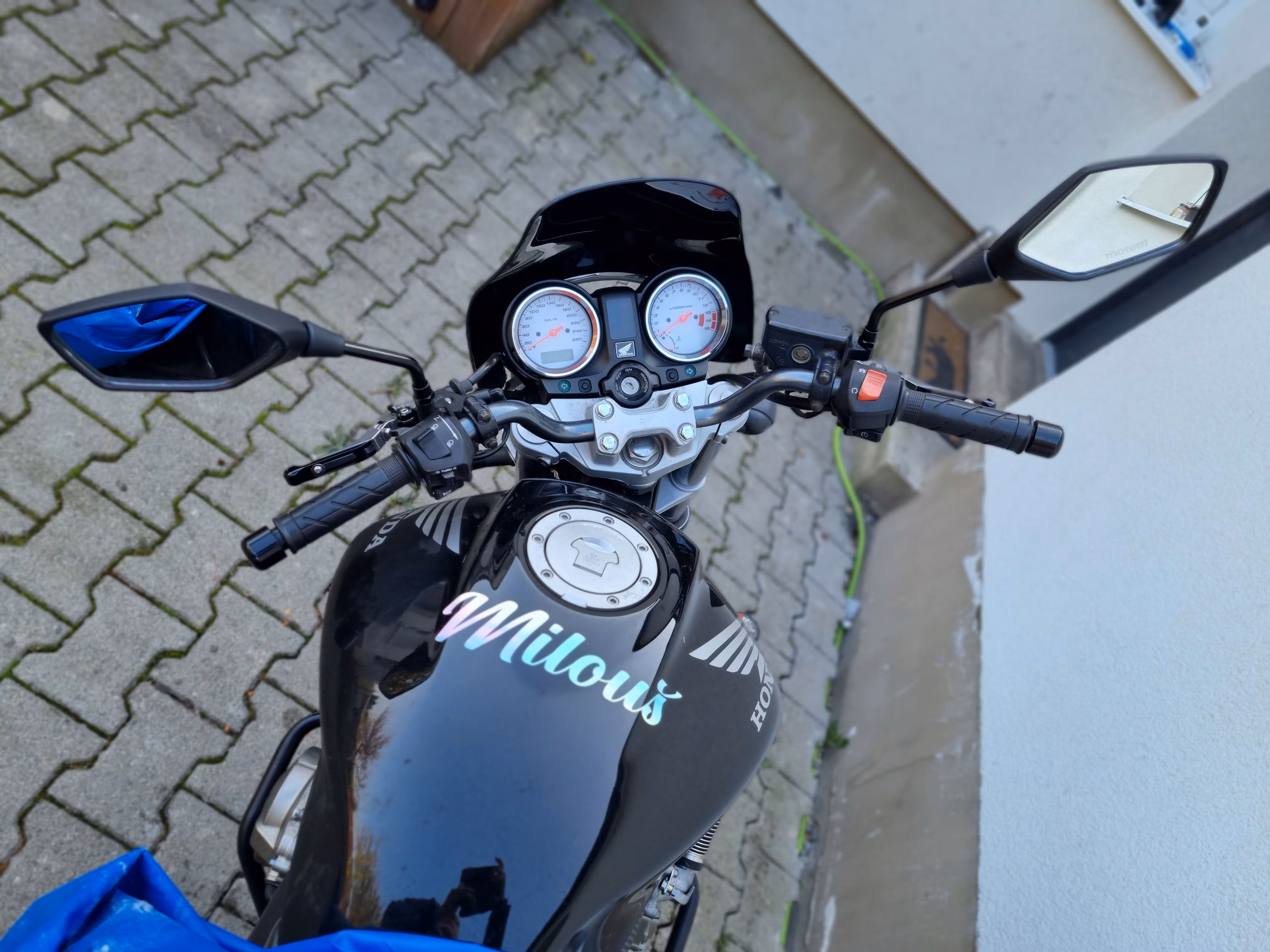 Review Image
