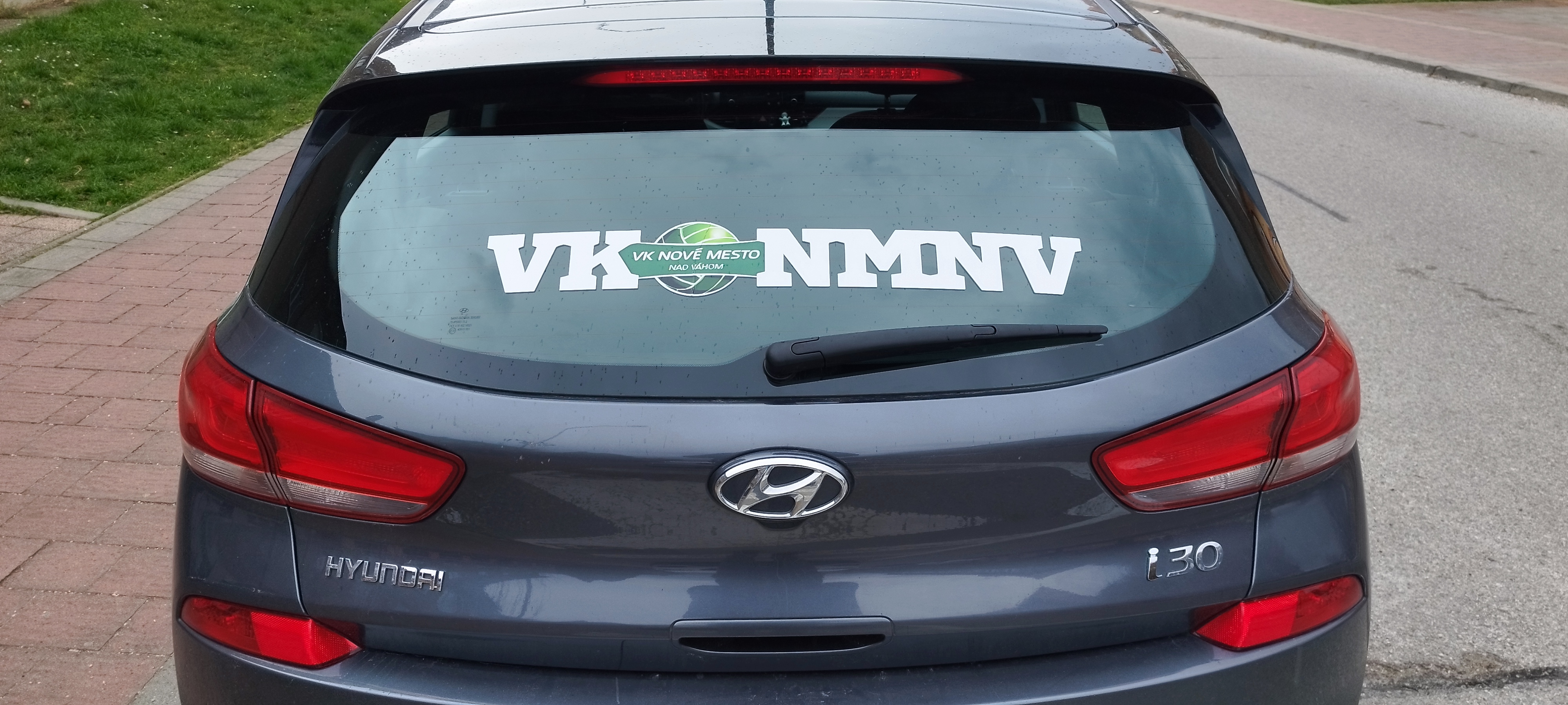 { { product.metaDescription|striptags }}