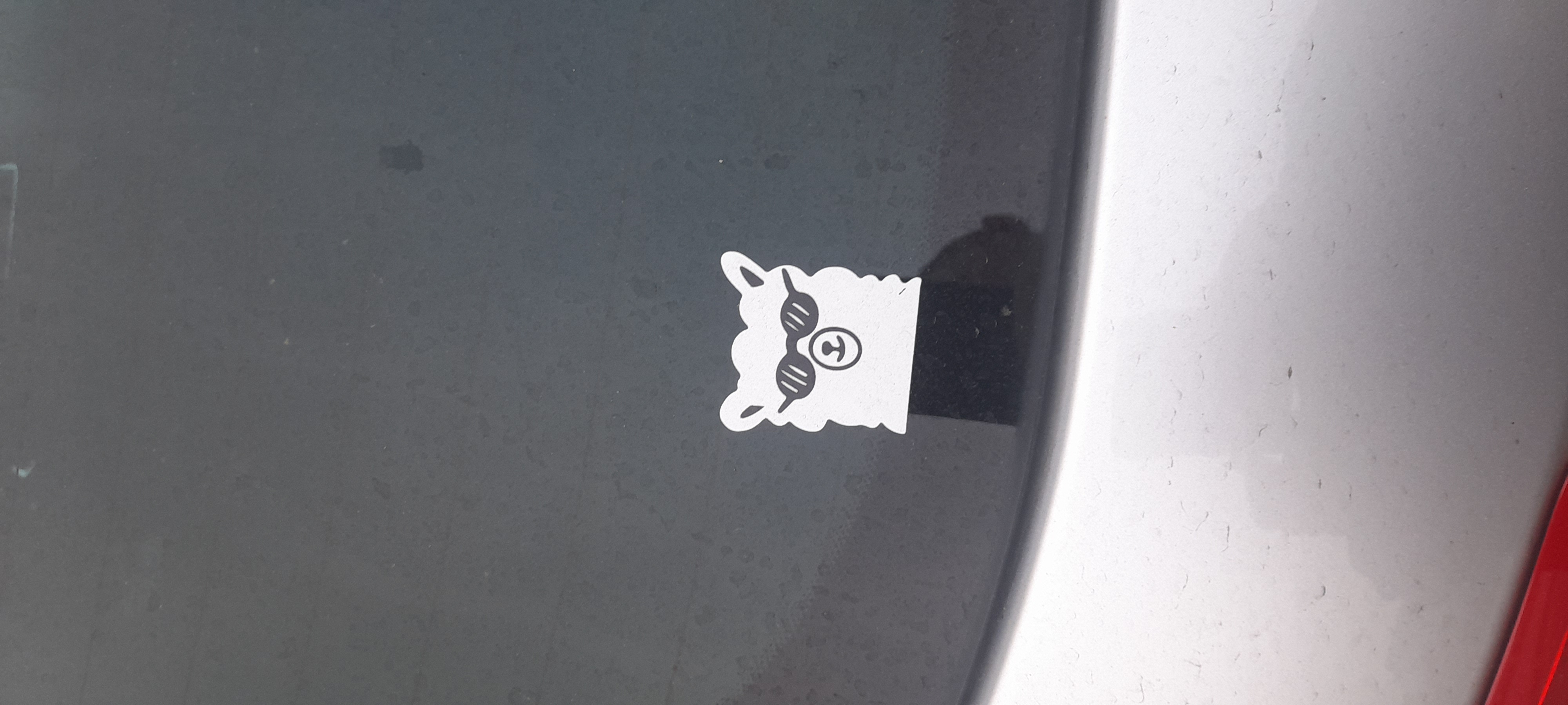 { { product.metaDescription|striptags }}