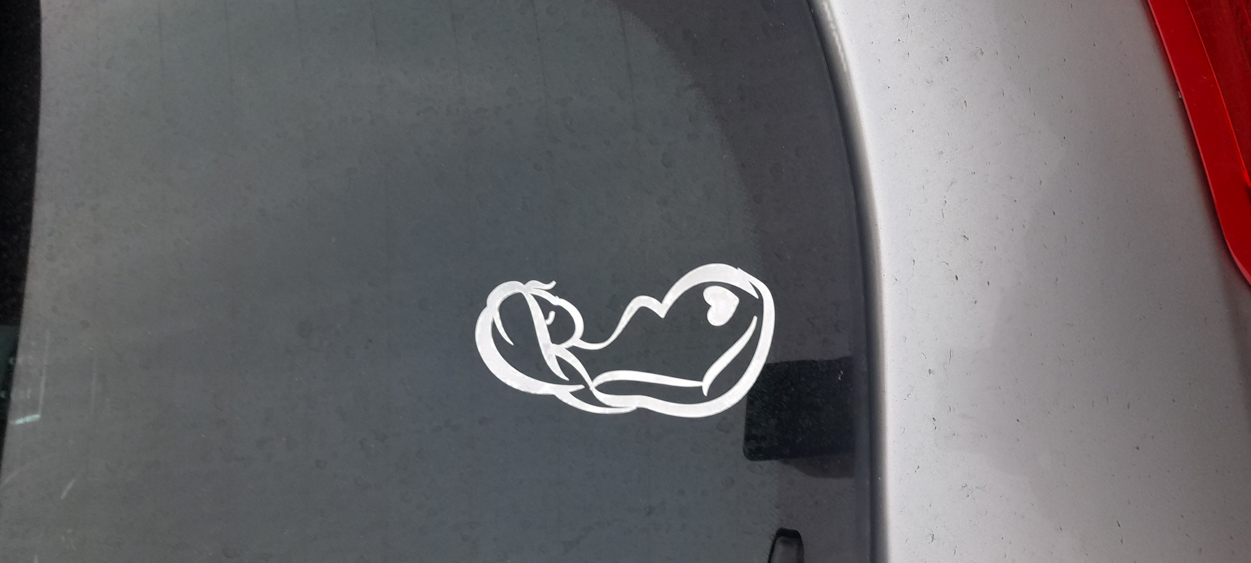 { { product.metaDescription|striptags }}