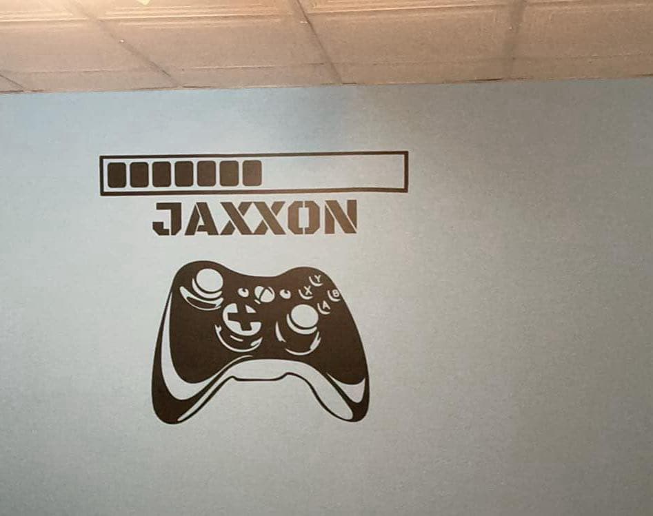 { { product.metaDescription|striptags }}