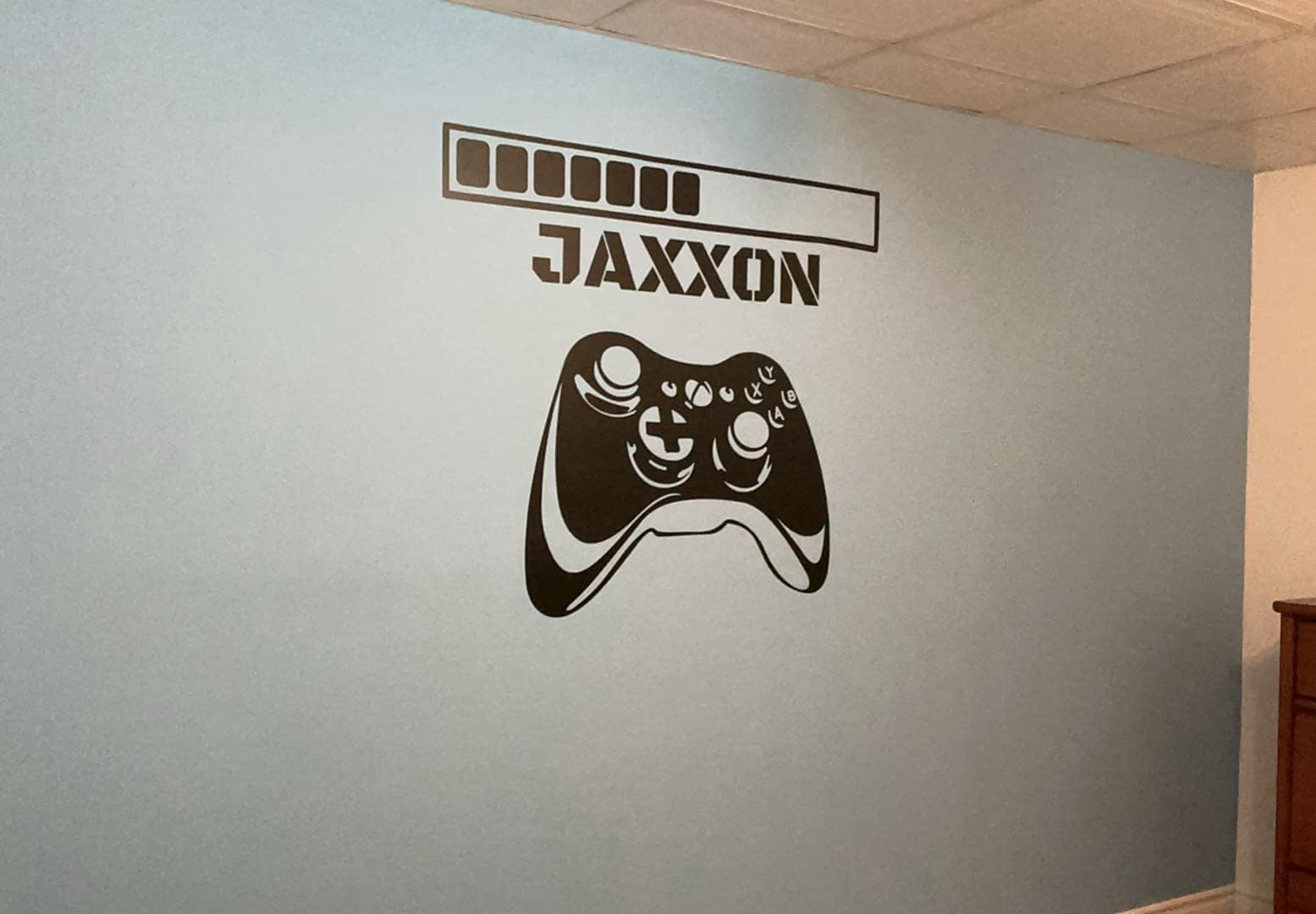 { { product.metaDescription|striptags }}