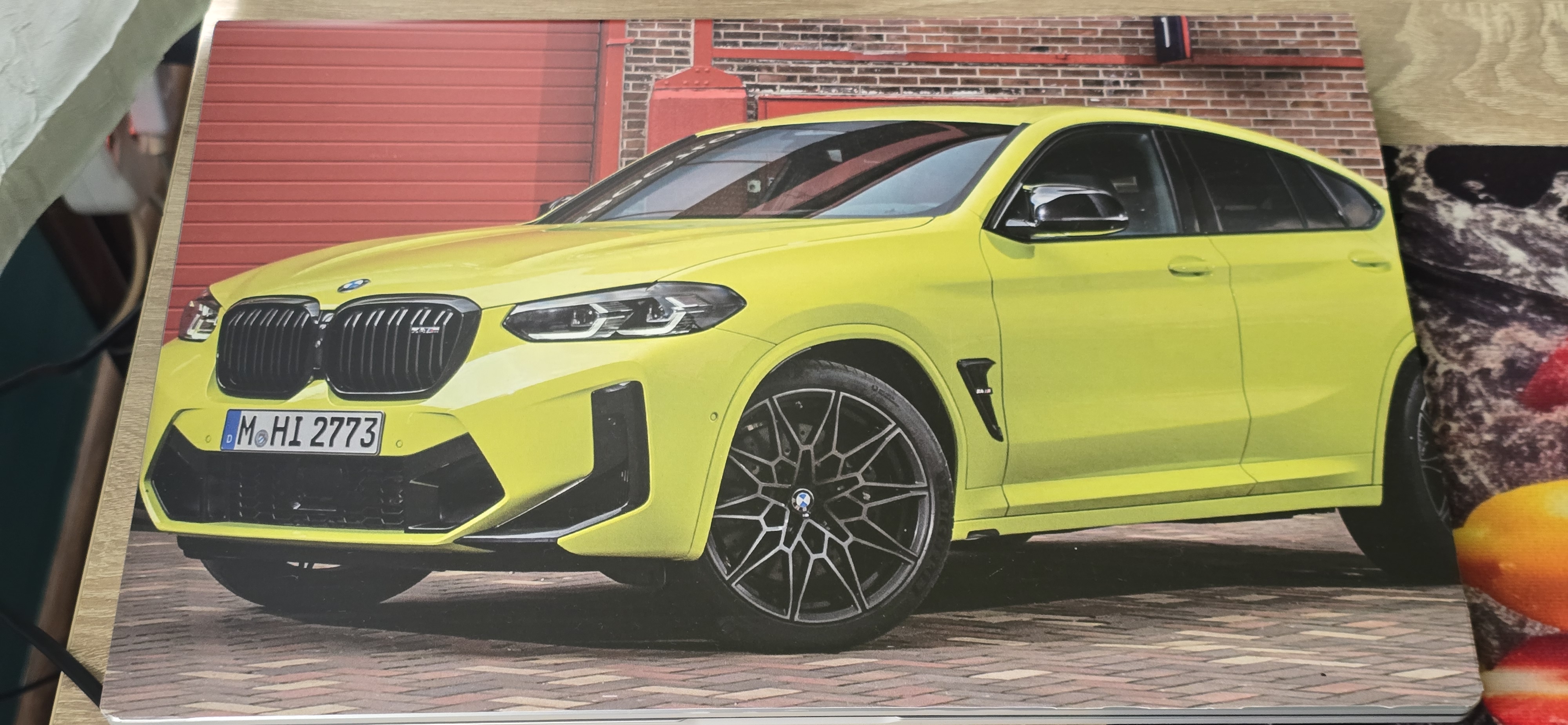 { { product.metaDescription|striptags }}