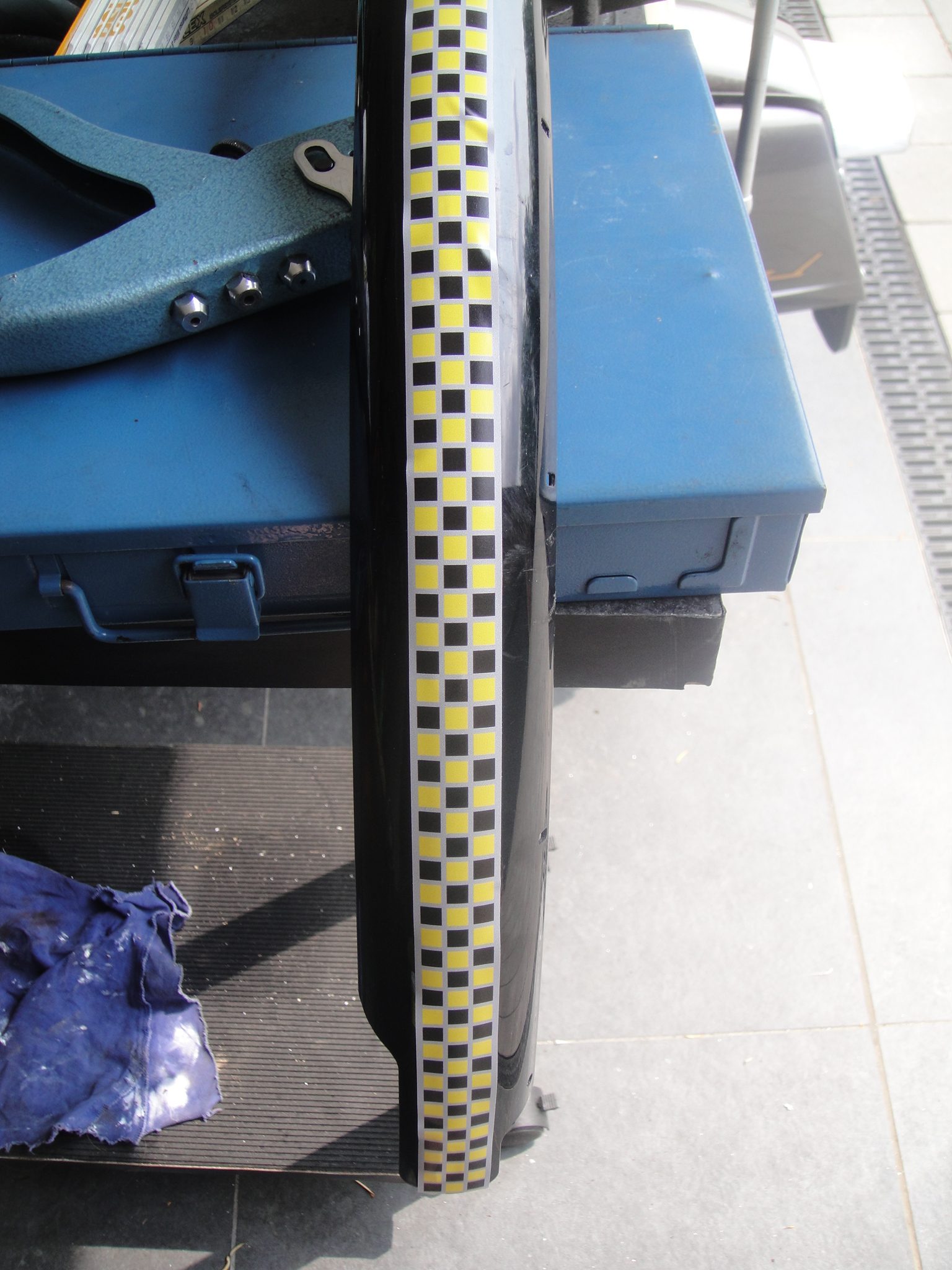 { { product.metaDescription|striptags }}