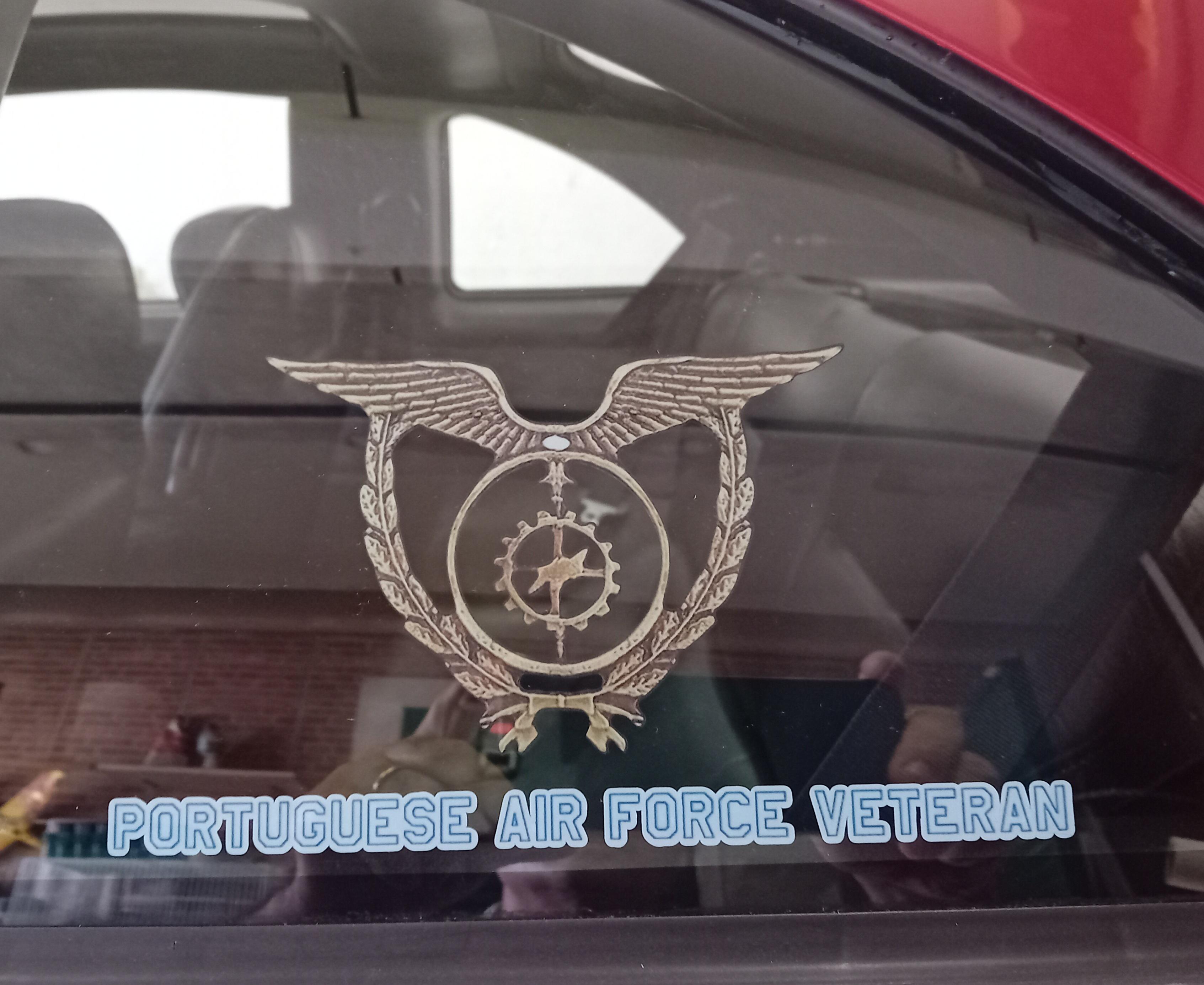 { { product.metaDescription|striptags }}