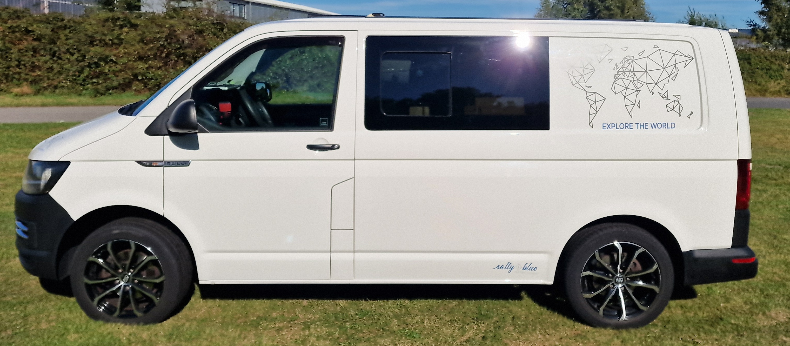 { { product.metaDescription|striptags }}