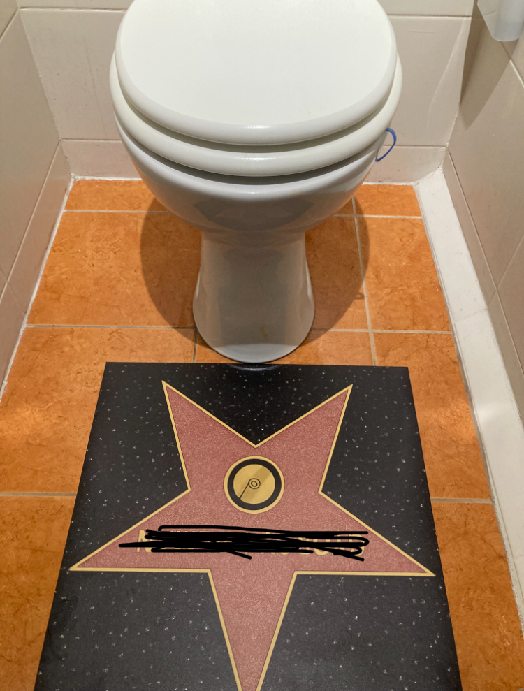 { { product.metaDescription|striptags }}