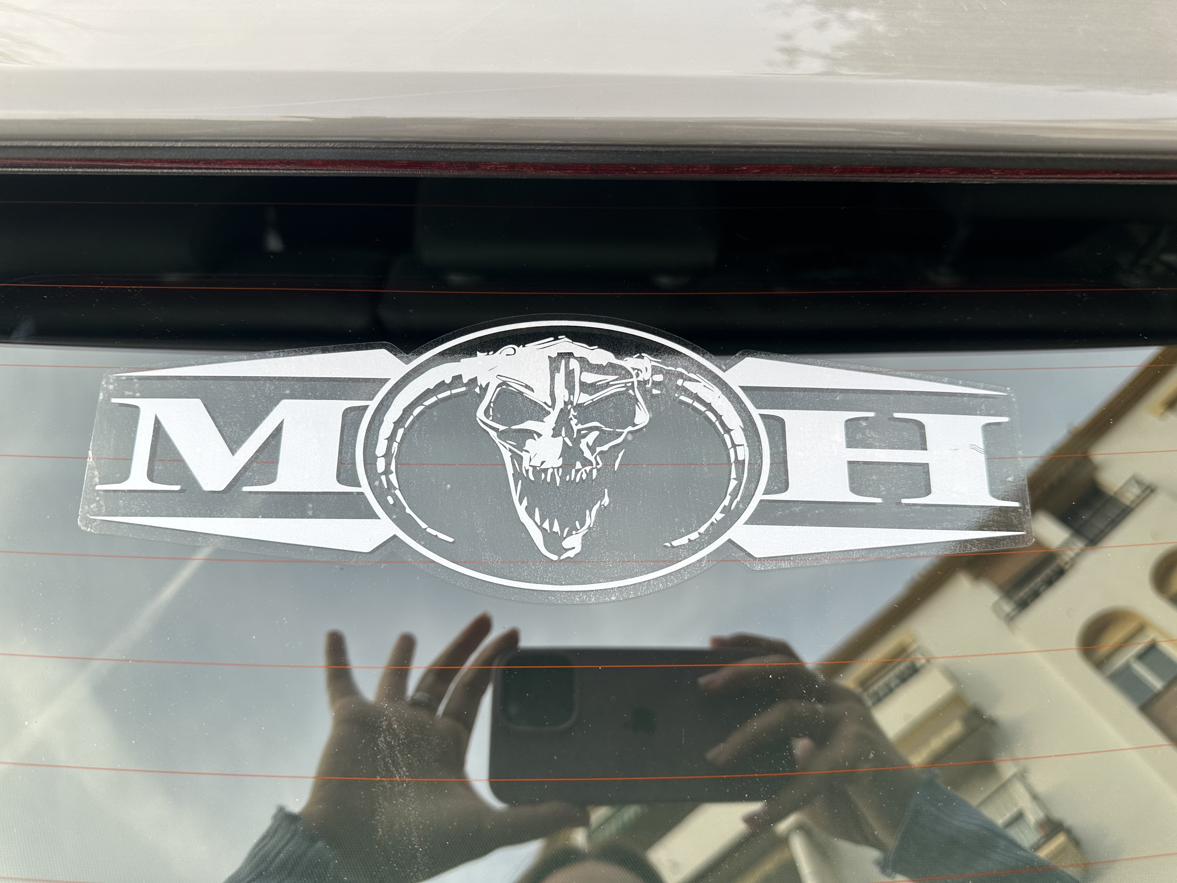 { { product.metaDescription|striptags }}