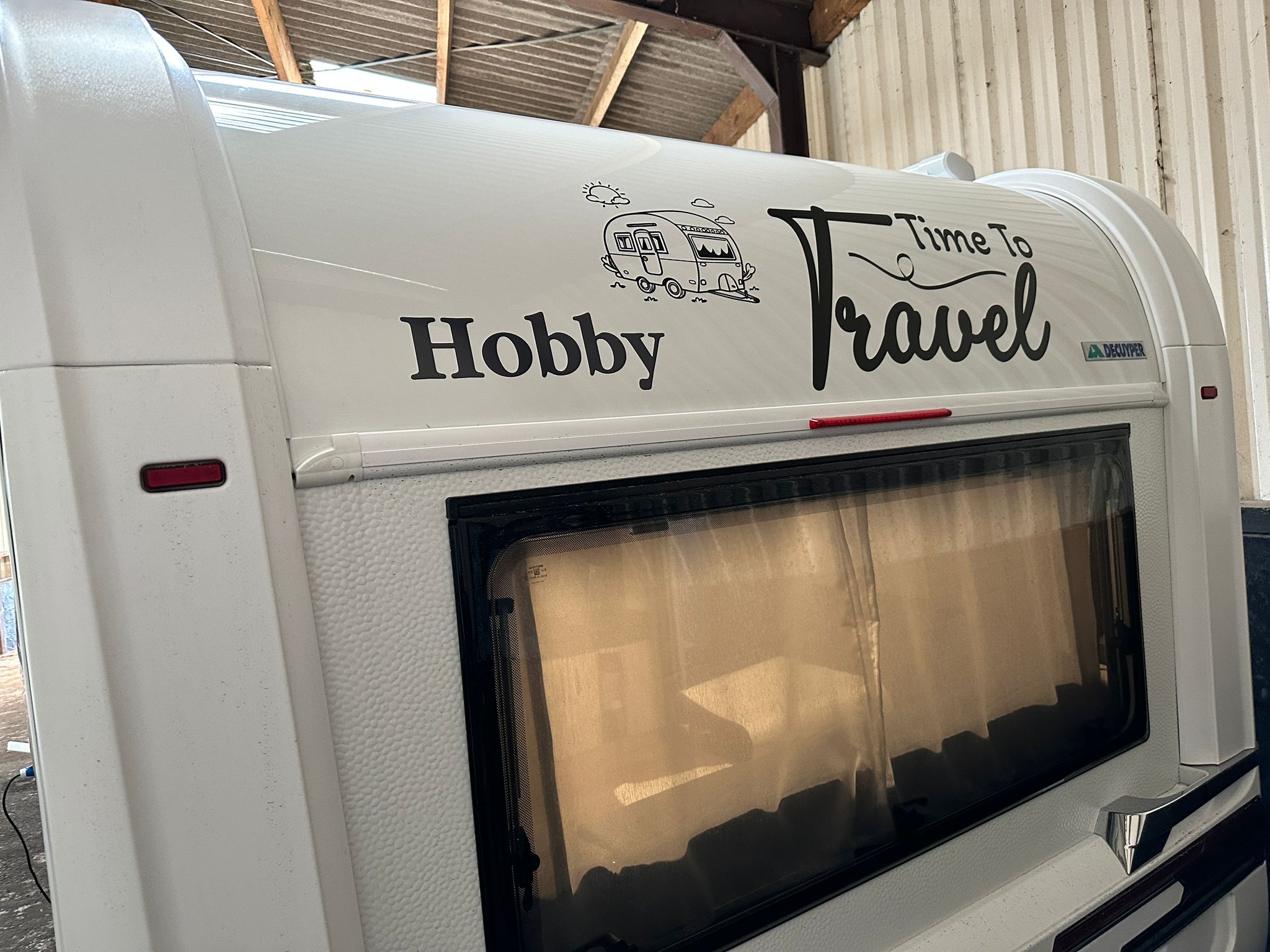 { { product.metaDescription|striptags }}