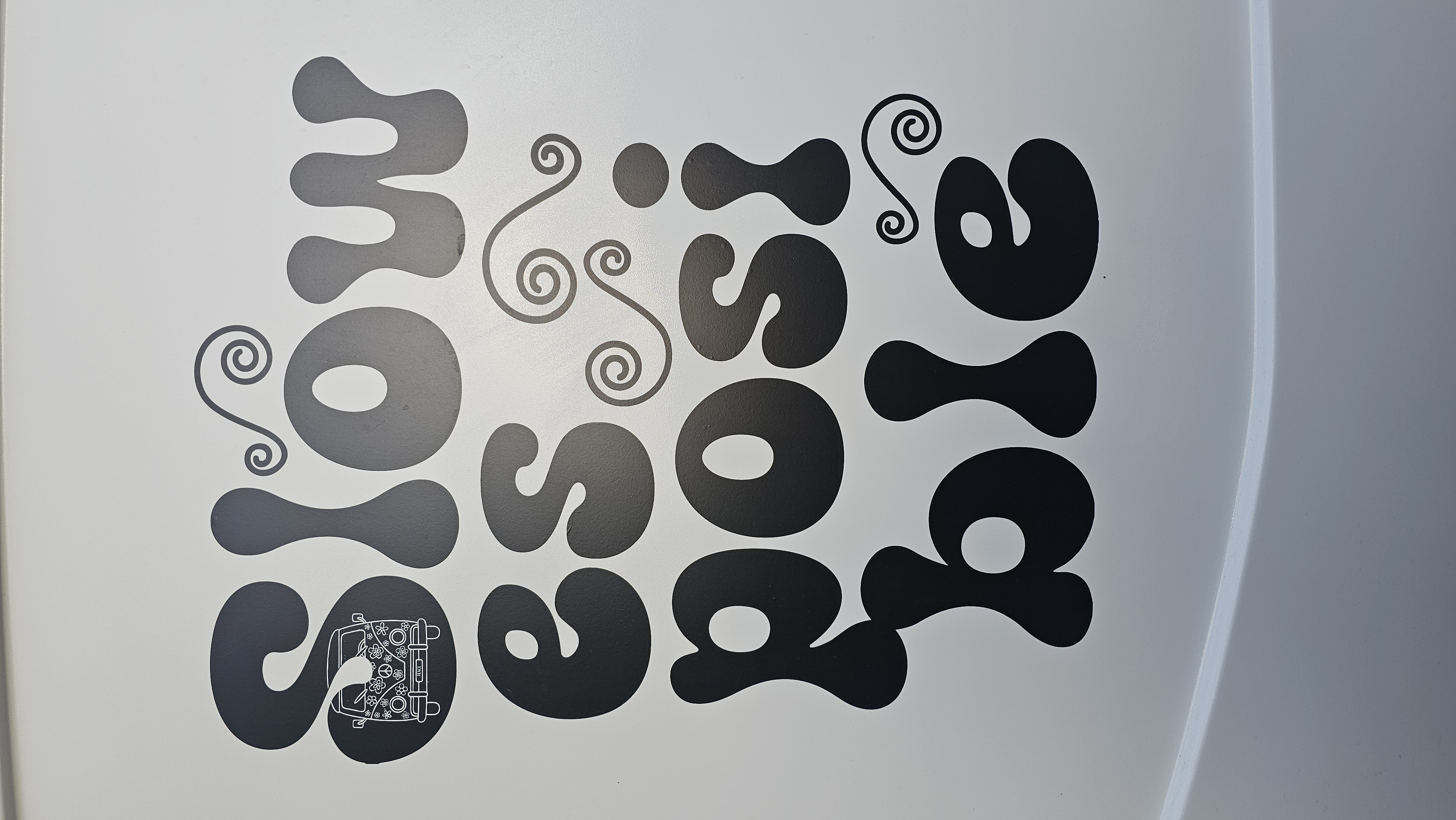 { { product.metaDescription|striptags }}