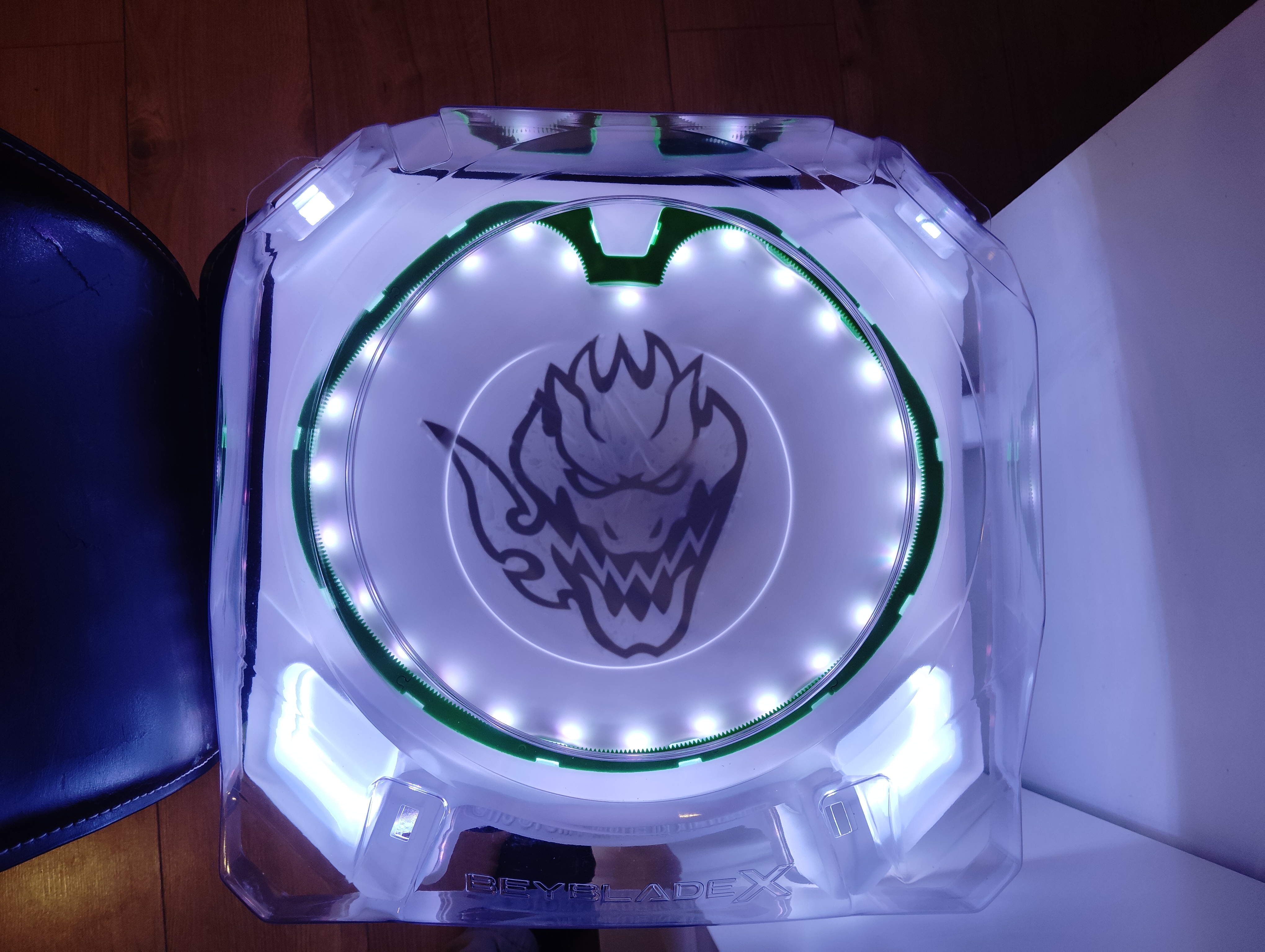 { { product.metaDescription|striptags }}