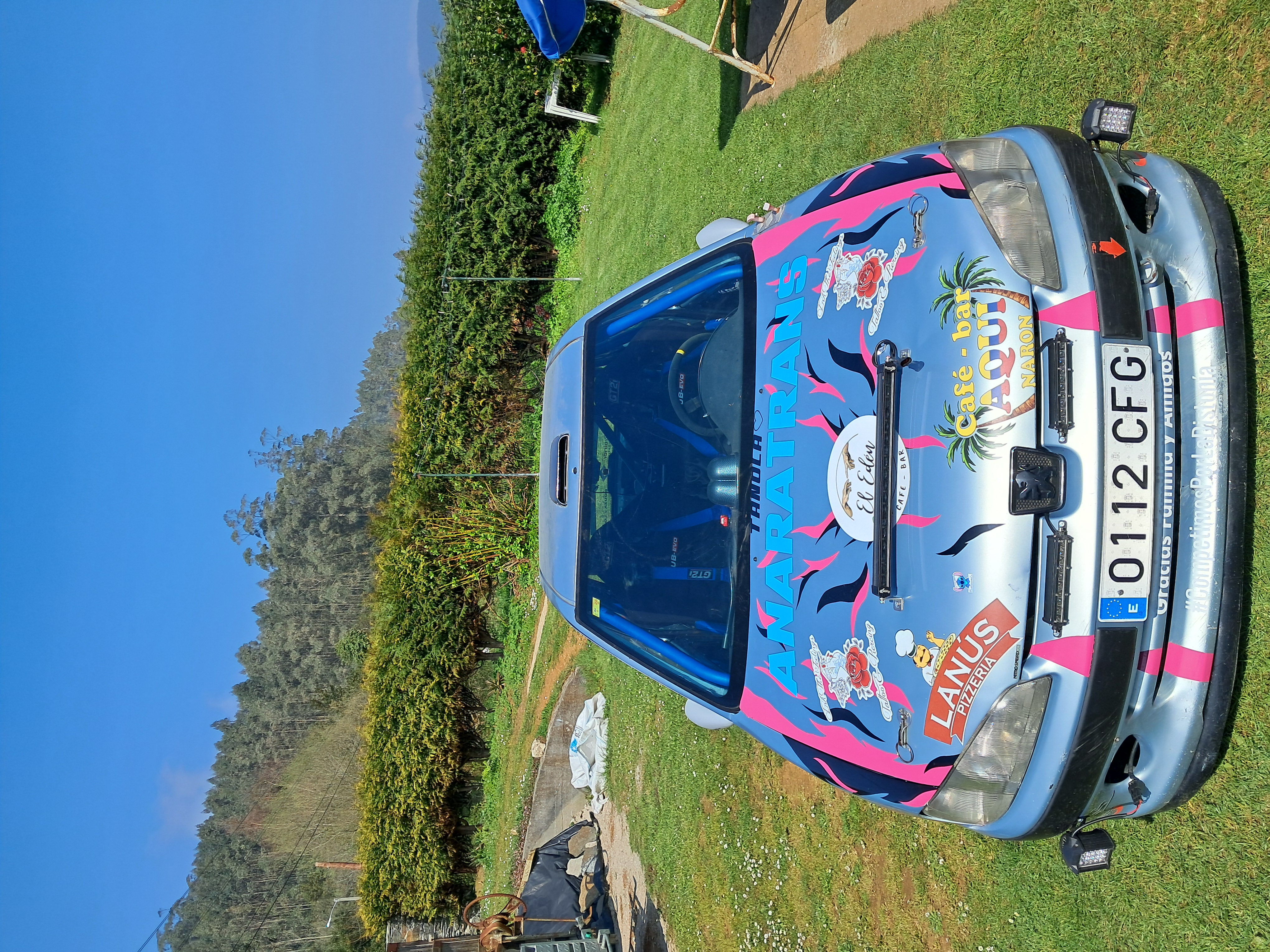 { { product.metaDescription|striptags }}