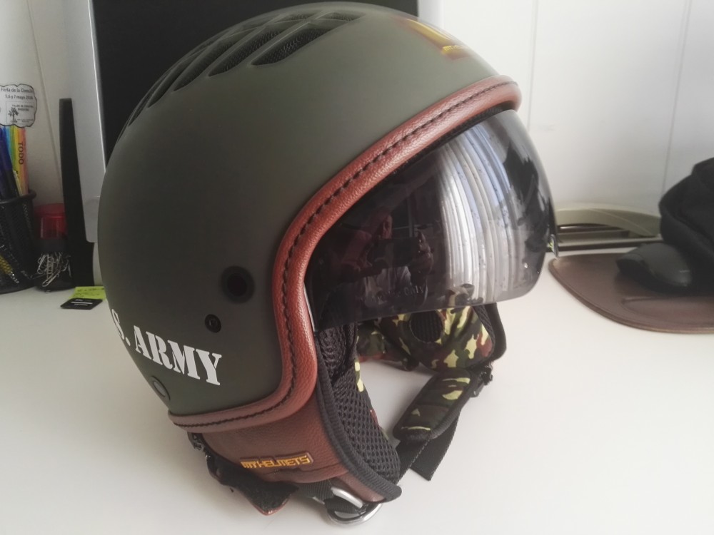 Adesivo Diesel Gasoil Nafta US Army - 10x10 Cm, Sagomato E Resistente