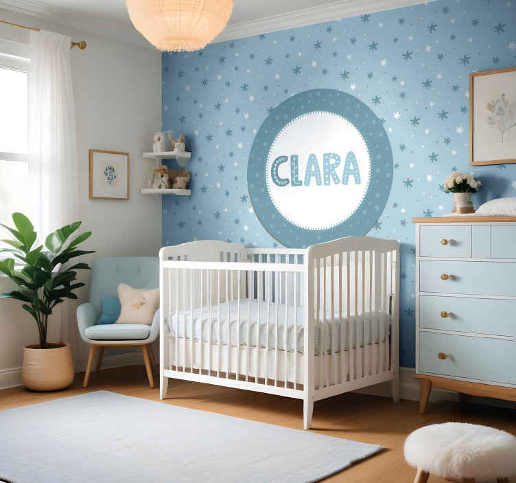 Tapisserie murale chambre bébé motif étoiles avec nom bleu - TenStickers