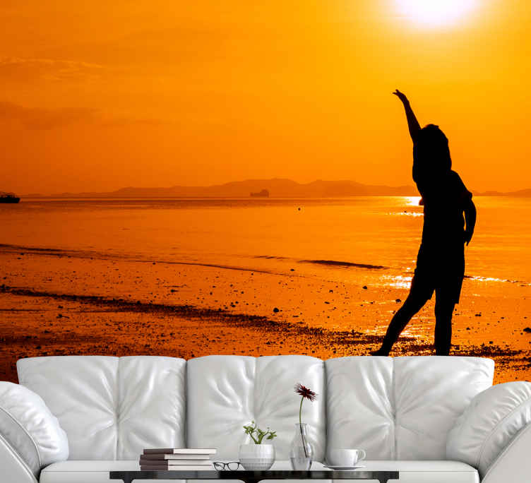 Fotomurali Rilassati donna in spiaggia