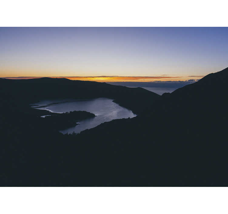 Mural de parede Lago de fogo ao amanhecer - TenStickers