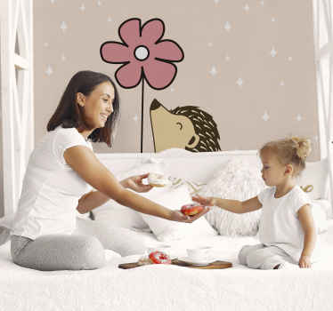 Fotomural infantil de erizo oliendo flor - TenVinilo