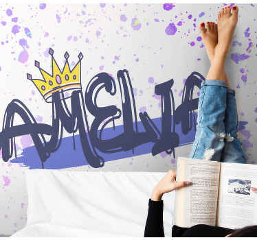 Fototapete Urbane Kunst Mädchen graffiti mit einer krone - TenStickers