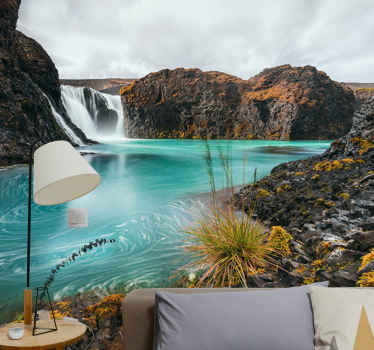 Turkis innsjø med fototapet fjell - Tenstickers