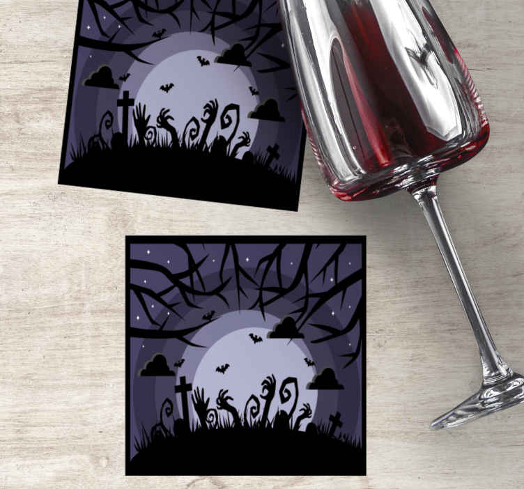 Posavasos de Halloween Cementerio espeluznante con la luna detrás