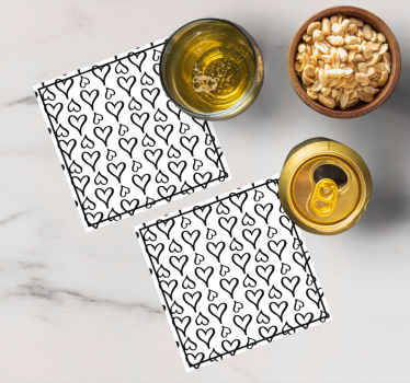 Siyah resimli kalp simgeleri modern coaster - TenStickers