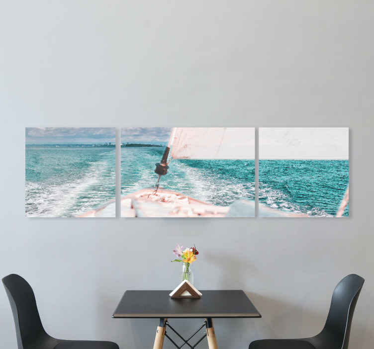 Slika na platnu more plovidba kroz valove - TenStickers