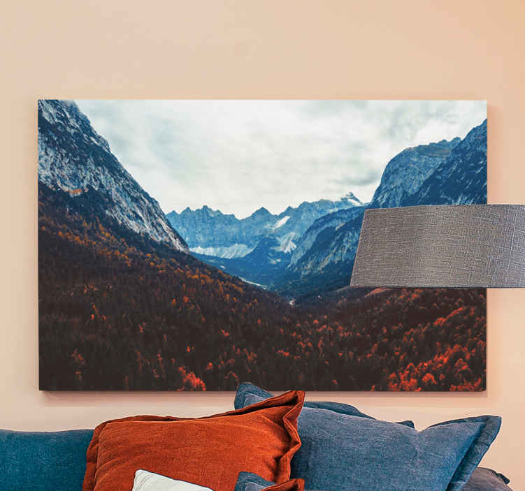 Quadro paesaggio Montagna e cielo nuvoloso