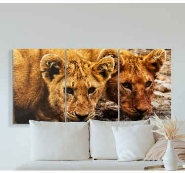 Descubra Os nossos leões na água, animais em canvas, ideias de impressões para decorar suas paredes de baixo para cima. Encomende a sua decoração de parede online.
