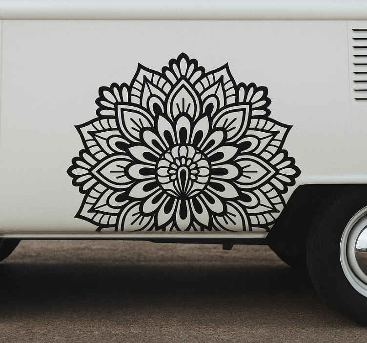 Caravan decal lotus style mandala - TenStickers