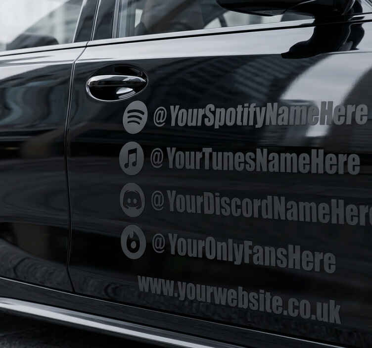 Sticker voiture personnalisé noms de réseaux sociaux - TenStickers
