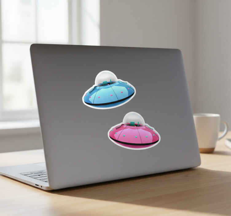 Sticker ordinateur duo de vaisseaux galactiques - TenStickers