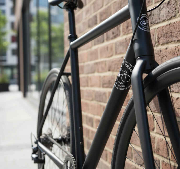 Klistermærke til cykel med skandinavisk byarv grafik - TenStickers