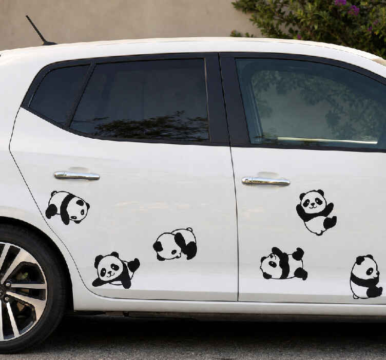 Klistremerke til bil søte pandaer som faller - Tenstickers