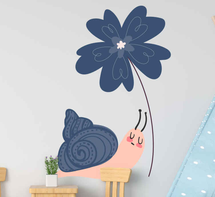 Salyangoz ve Çiçek hayvan Çıkartması - TenStickers