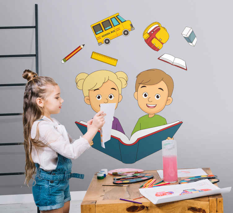 Naklejka na ścianę edukacyjne Wesołe dzieci wracają do szkoły - TenStickers