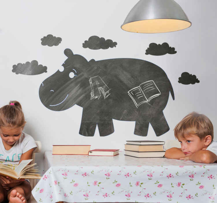 Sticker Mural Ardoise Hippopotame heureux avec des nuages TenStickers